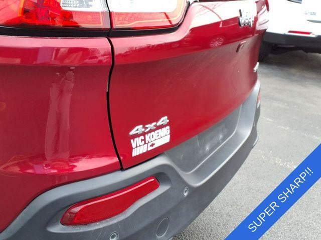 2017 Jeep Cherokee Sport