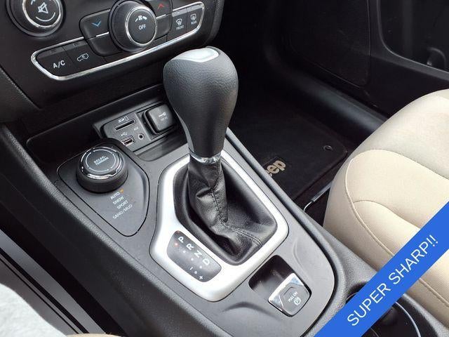 2017 Jeep Cherokee Sport