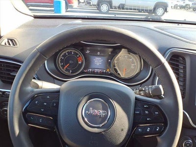 2023 Jeep Cherokee Altitude Lux