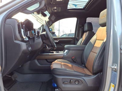 2025 Chevrolet Silverado 3500 HD High Country