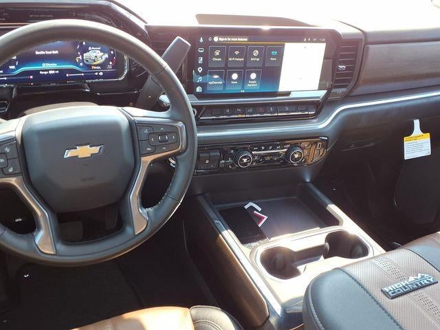2025 Chevrolet Silverado 3500 HD High Country