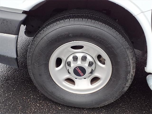 2024 GMC Savana Cargo 2500 Base