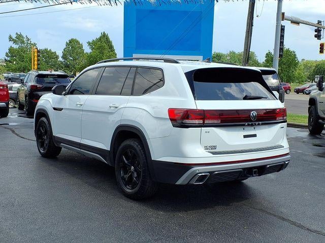 2024 Volkswagen Atlas 2.0T Peak Edition SE w/Technology