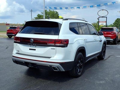 2024 Volkswagen Atlas 2.0T Peak Edition SE w/Technology