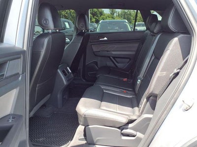 2022 Volkswagen Atlas Cross Sport 2.0T SE w/Technology