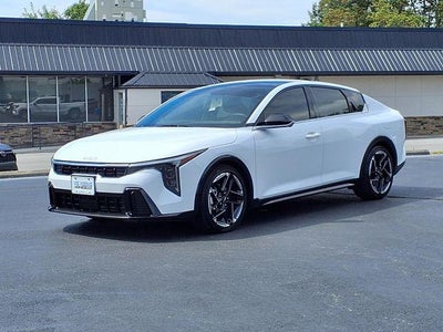 2025 Kia K4 GT-Line