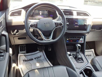2024 Volkswagen Tiguan SE R-Line Black