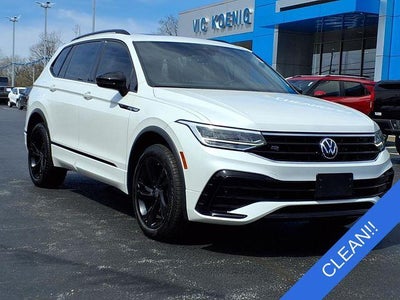 2023 Volkswagen Tiguan SE R-Line Black