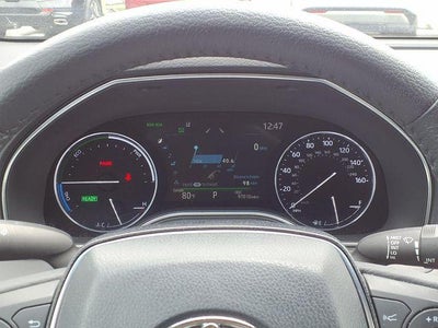 2021 Toyota Avalon Hybrid XLE