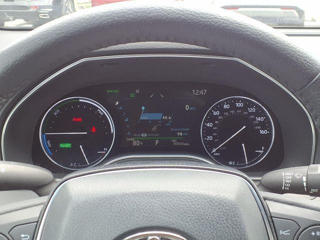 2021 Toyota Avalon Hybrid XLE