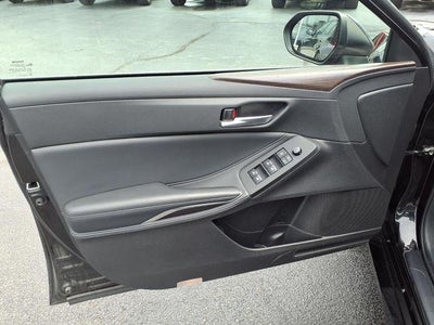 2021 Toyota Avalon Hybrid XLE