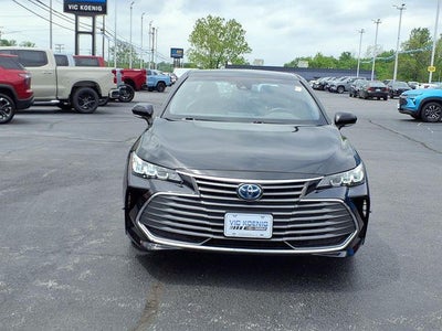 2021 Toyota Avalon Hybrid XLE