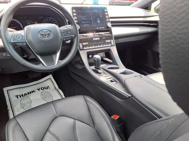 2021 Toyota Avalon Hybrid XLE