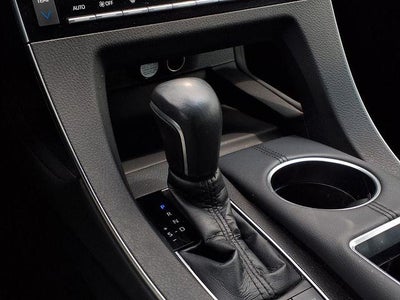 2021 Toyota Avalon Hybrid XLE