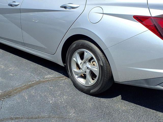 2021 Hyundai Elantra SE
