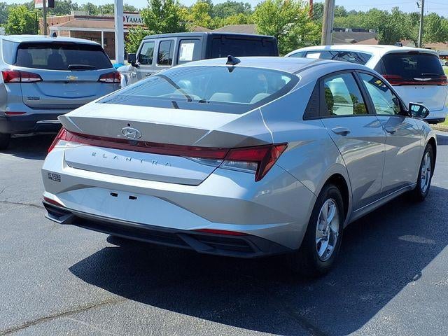 2021 Hyundai Elantra SE
