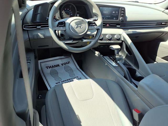 2021 Hyundai Elantra SE