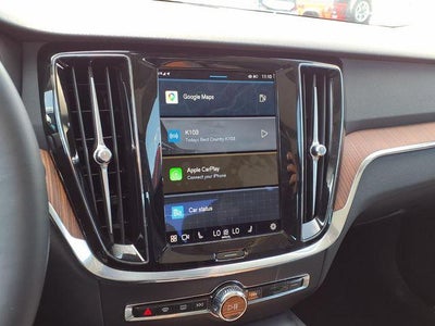 2024 Volvo S60 Plus Dark Theme