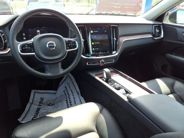 2024 Volvo S60 Plus Dark Theme