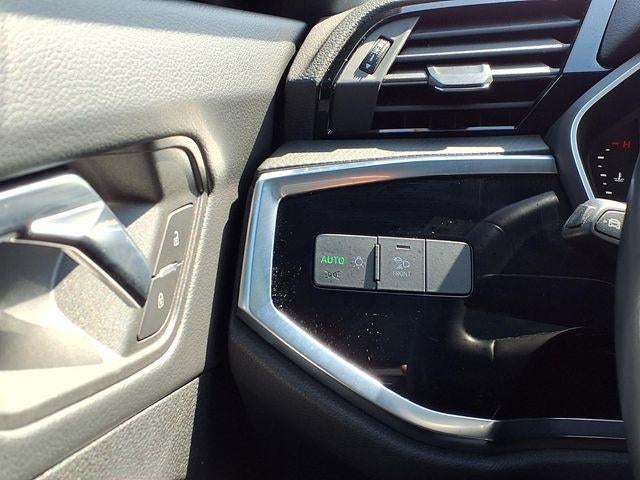 2023 Audi Q3 Premium