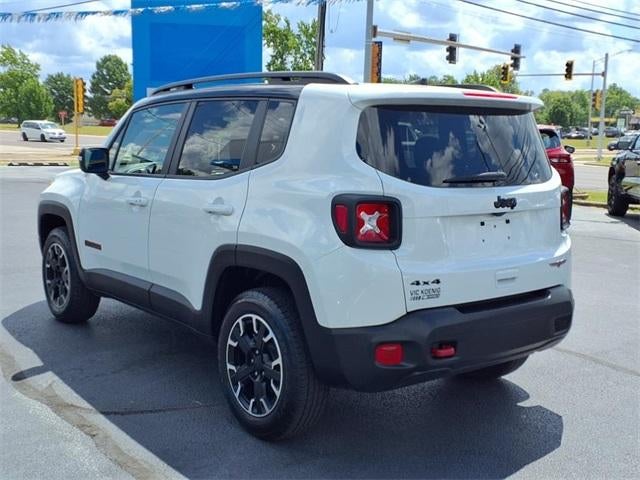 2023 Jeep Renegade Trailhawk